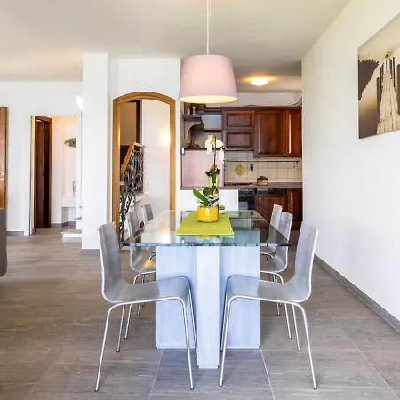 Ca' Delle Isole By Interhome *