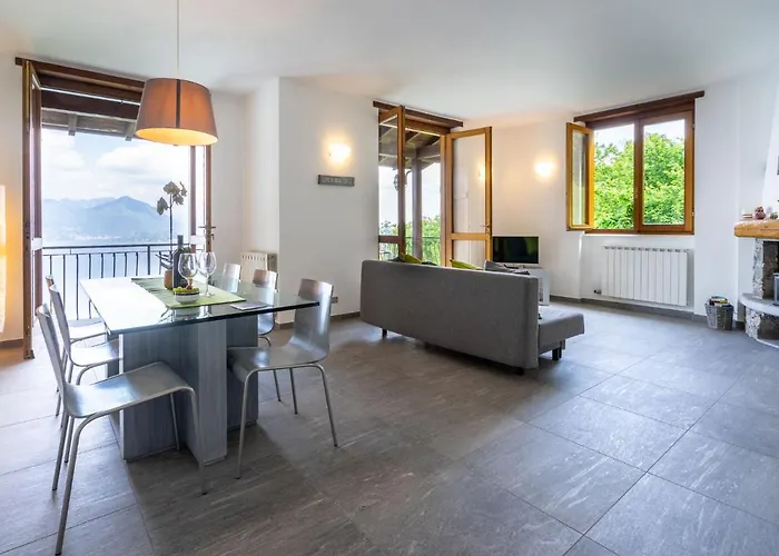 Ca' Delle Isole By Interhome Casa vacanze Stresa